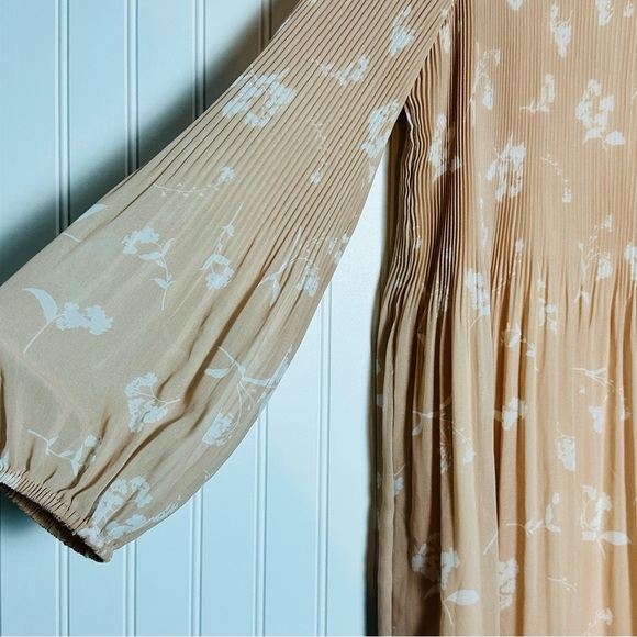 Aritzia Wilfred Daydreamer Mini Dress Pink Floral long-sleeve pleated chiffon M - Picture 6 of 11